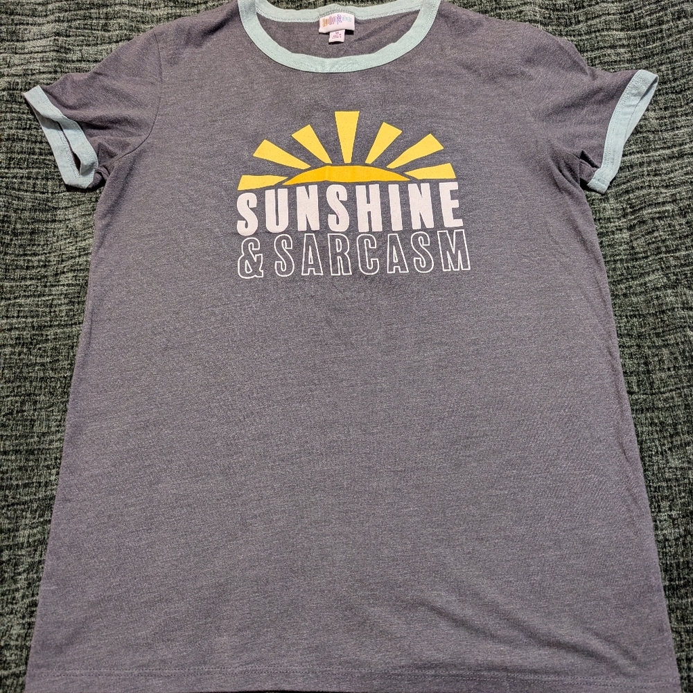 Woman's Med Liv T-shirt - Sunshine and Sarcasm
